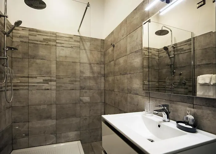 Residenza Tupini, S.pietro 3*